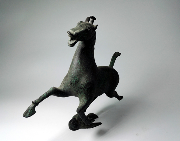 1524115379437080.jpg 馬踏飛燕4.jpg