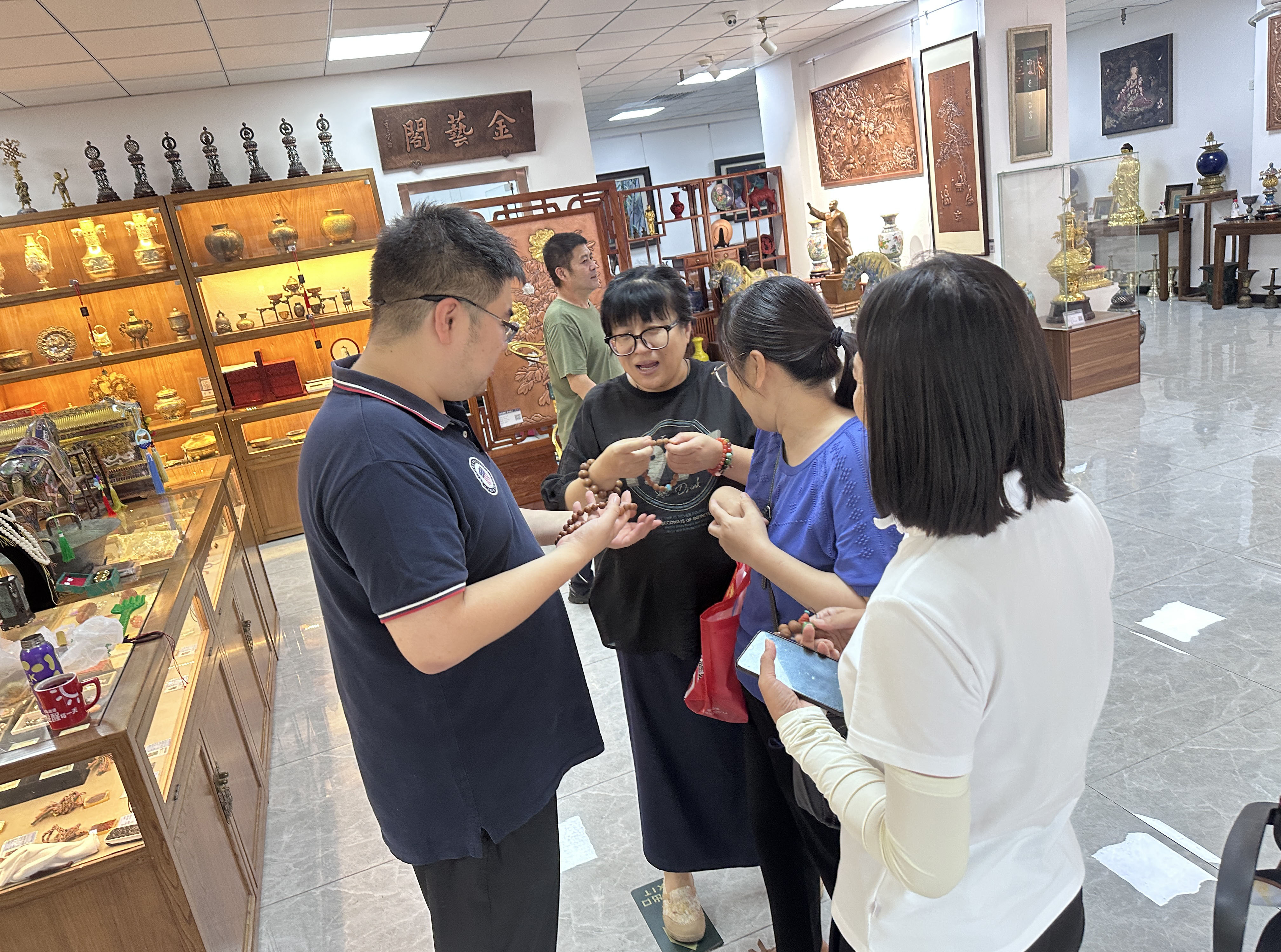 1755484275778559.jpg 333.jpg